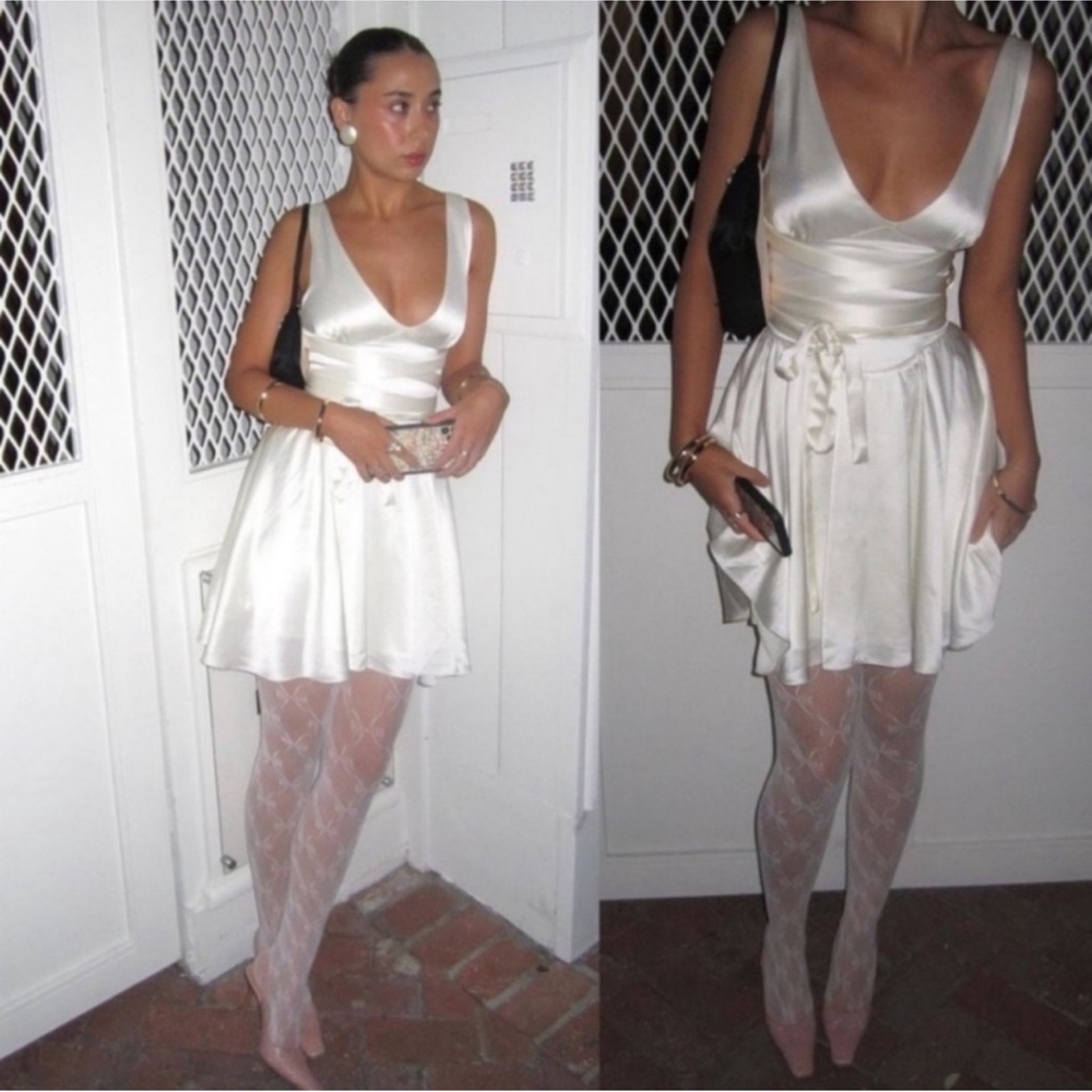 NWOT HOUSE OF CB Shiema ivory satin tie front mini dress sz S